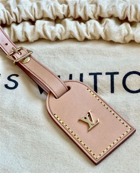 louis vuitton vachetta luggage tag